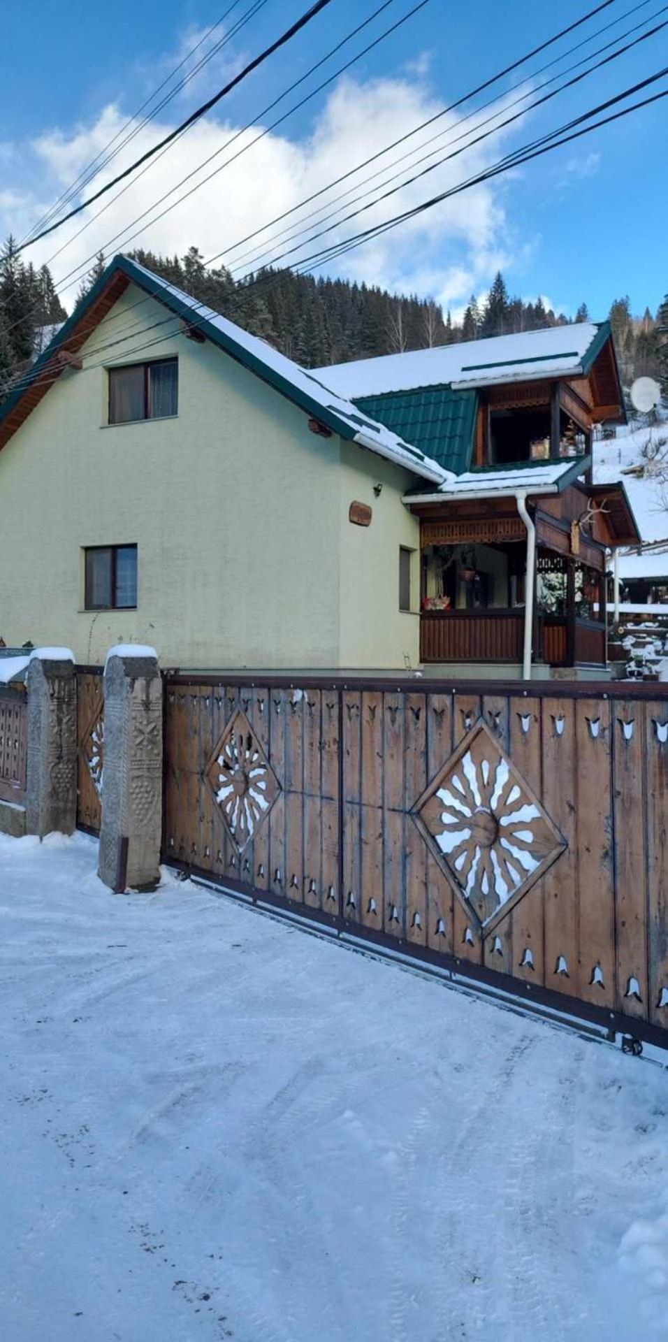 Casa Rustik Bucovina Villa Fundu Moldovei Exterior photo